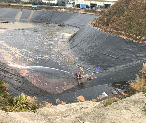 稷山废水池清理