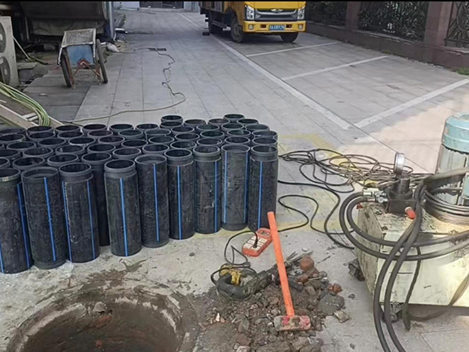 稷山PE置换管厂家 DN315置换管 非开挖管短管置换